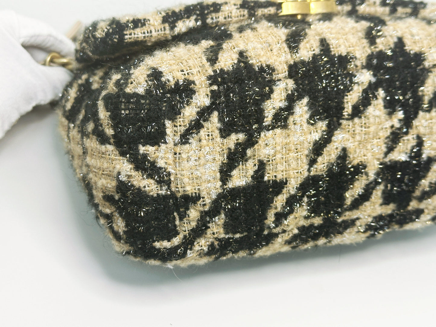 CHANEL 19K HOUNDSTOOTH TWEED 19 Small BEIGE/BLACK 2877 holo card