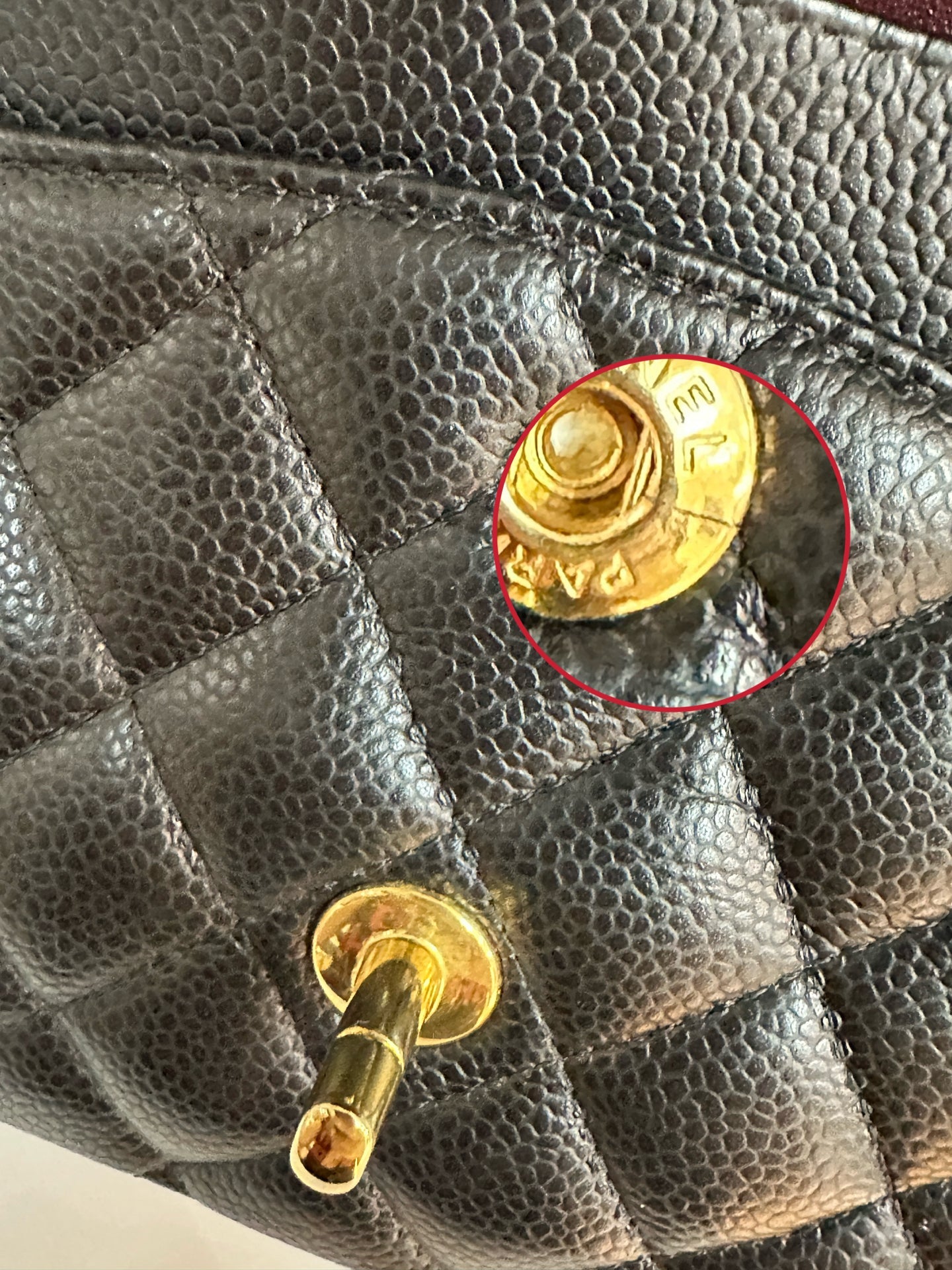 Chanel Medium Classic Quilted Caviar Double Flap Bag Black 2022 year Microchip (There is a slight crack on the inner buckle)