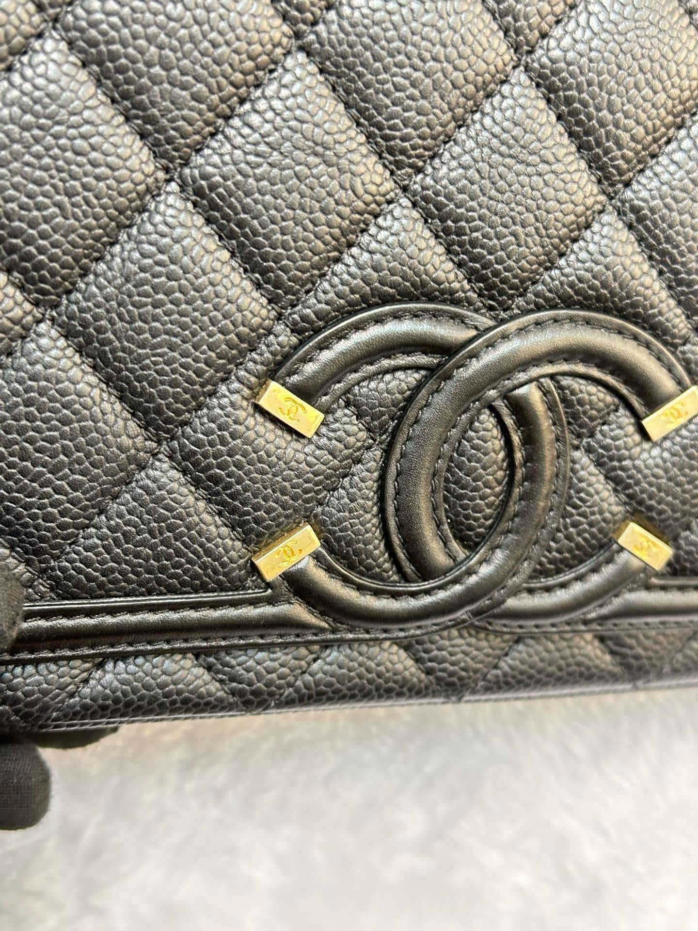 Chanel Small Caviar Quilted CC Filigree Flap Black GHW 2478 holo card