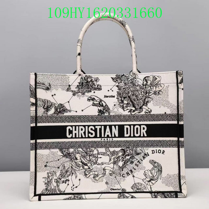 Christian Dior Luxury Bag - The Tote   312
