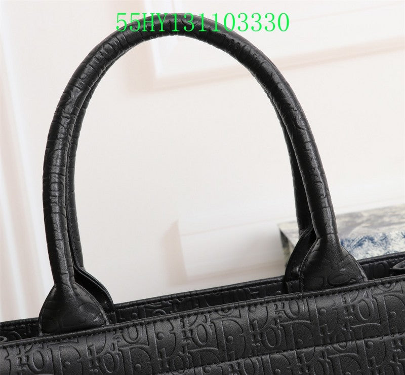 Christian Dior Luxury Bag - The Tote   237