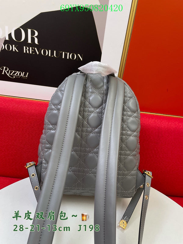 Christian Dior Luxury - The Tote   737