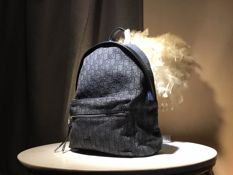 Christian Dior Luxury - The Tote   767