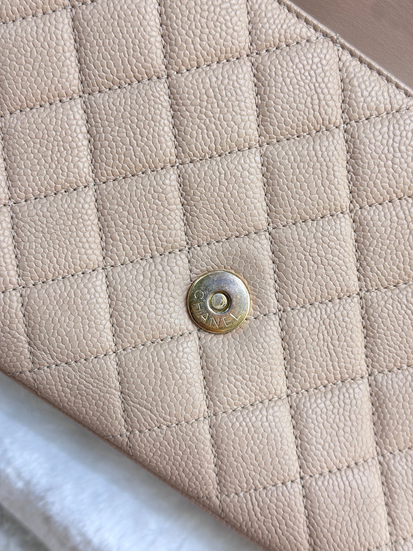 CHANEL Caviar Quilted Medium CC Filigree Flap Beige Black