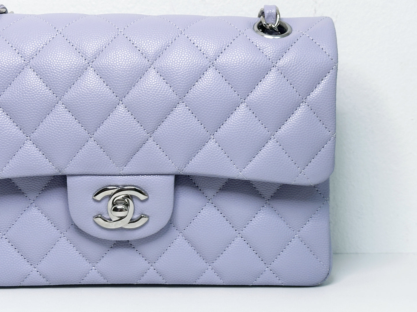 Chanel Small Caviar Quilted Double Flap Lavender 21K SHW UEAA microchip