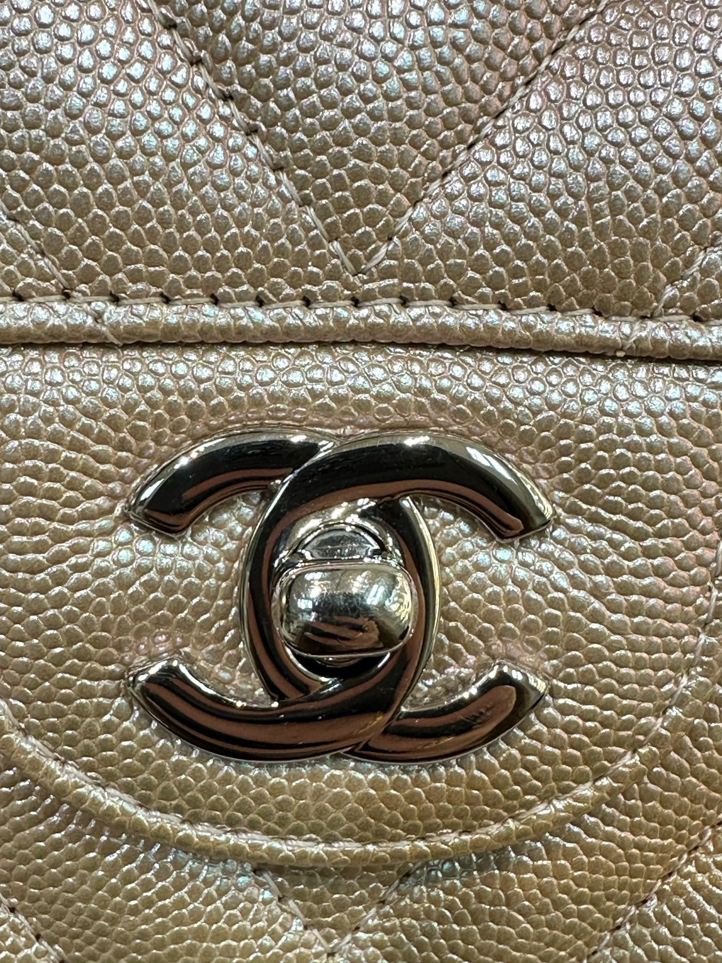 Chanel Medium Classic Chevron Caviar Double Flap 17B Rose Gold SHW