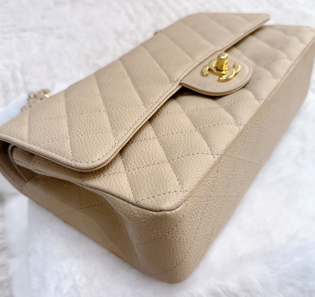 Chanel Classic Flap Medium Beige Clair GHW Caviar