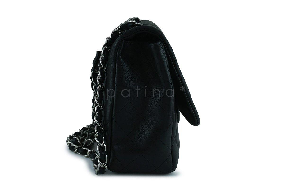 Chanel Black Lambskin Jumbo 2.55 Classic Flap Bag SHW