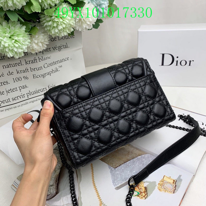 Christian Dior Luxury - The Tote   635
