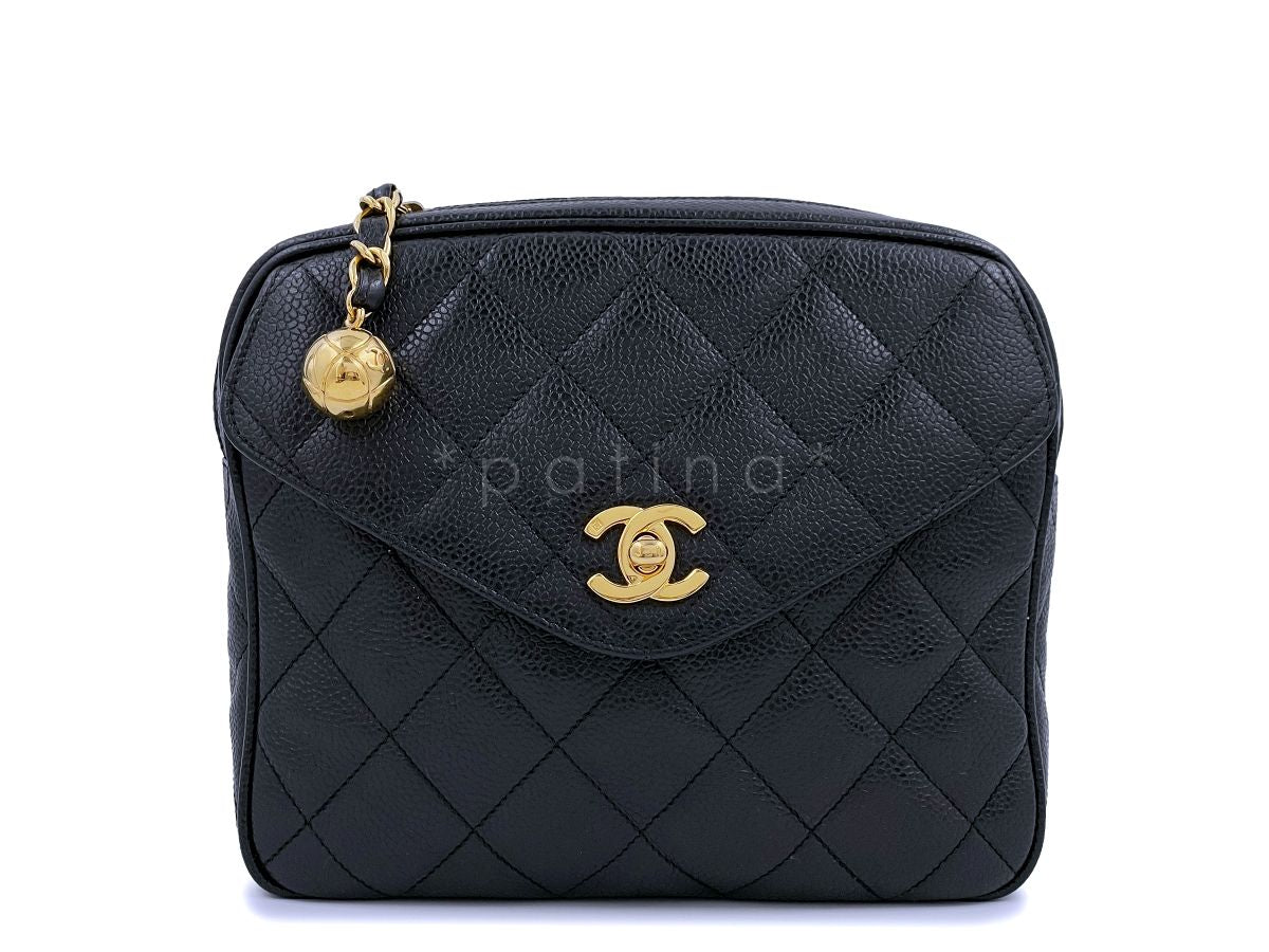 Chanel Vintage 1995 Black Caviar Waist Belt Bag Fanny Pack 24k GHW