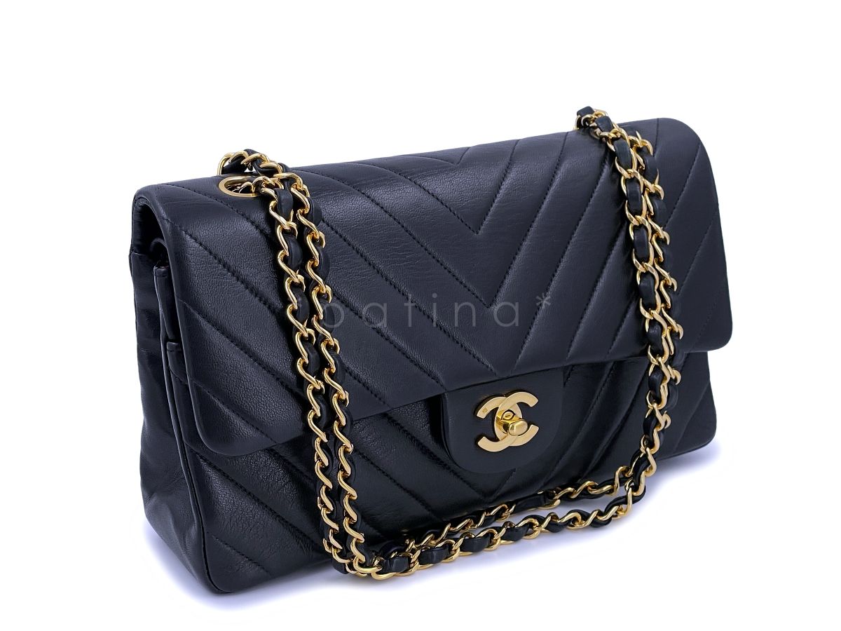 Chanel Vintage Black Chevron Medium Classic Double Flap Bag 24k GHW