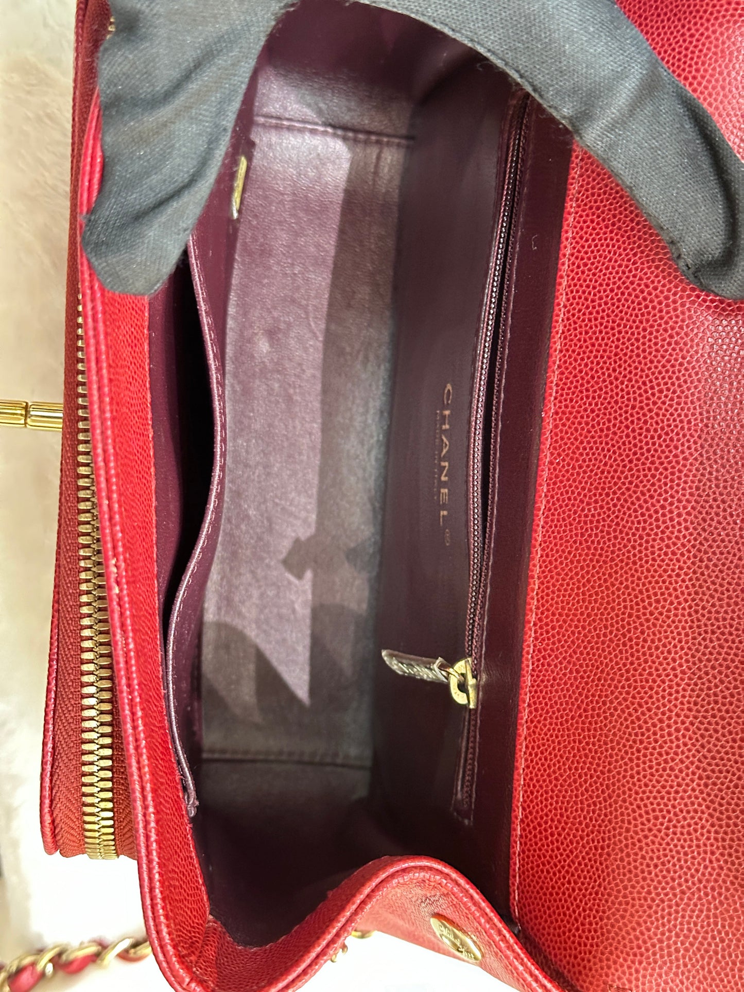 CHANEL Small Business Affinity Bag Red