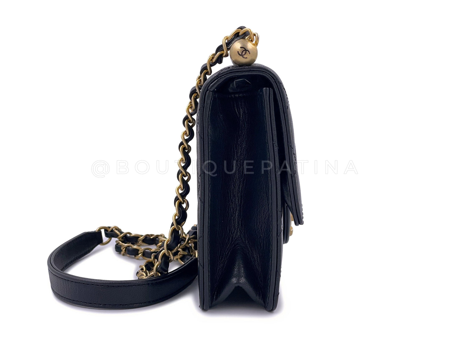 Pristine Chanel Black Goatskin Chic Pearls Quilted Flap Bag GHW