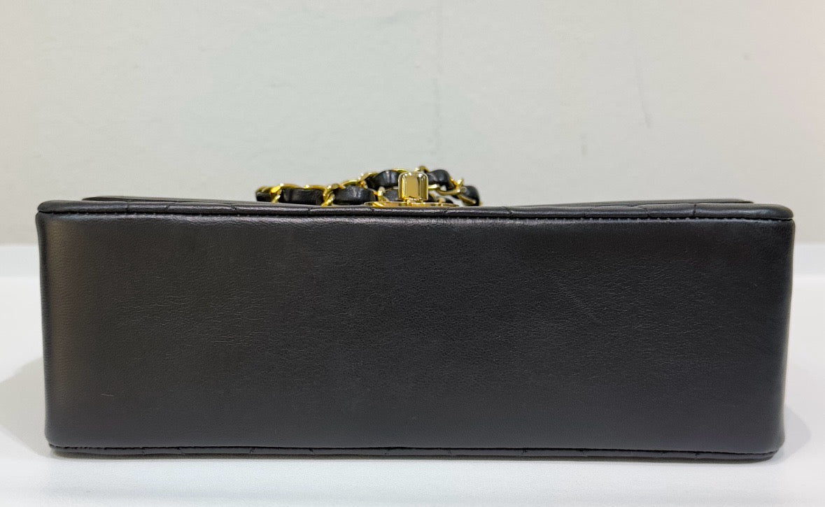 Chanel Small Vintage Diana Lambskin Should Flap Bag Black GHW 2 Holo