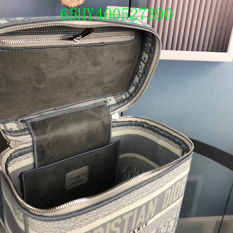 Christian Dior Luxury - The Tote   676