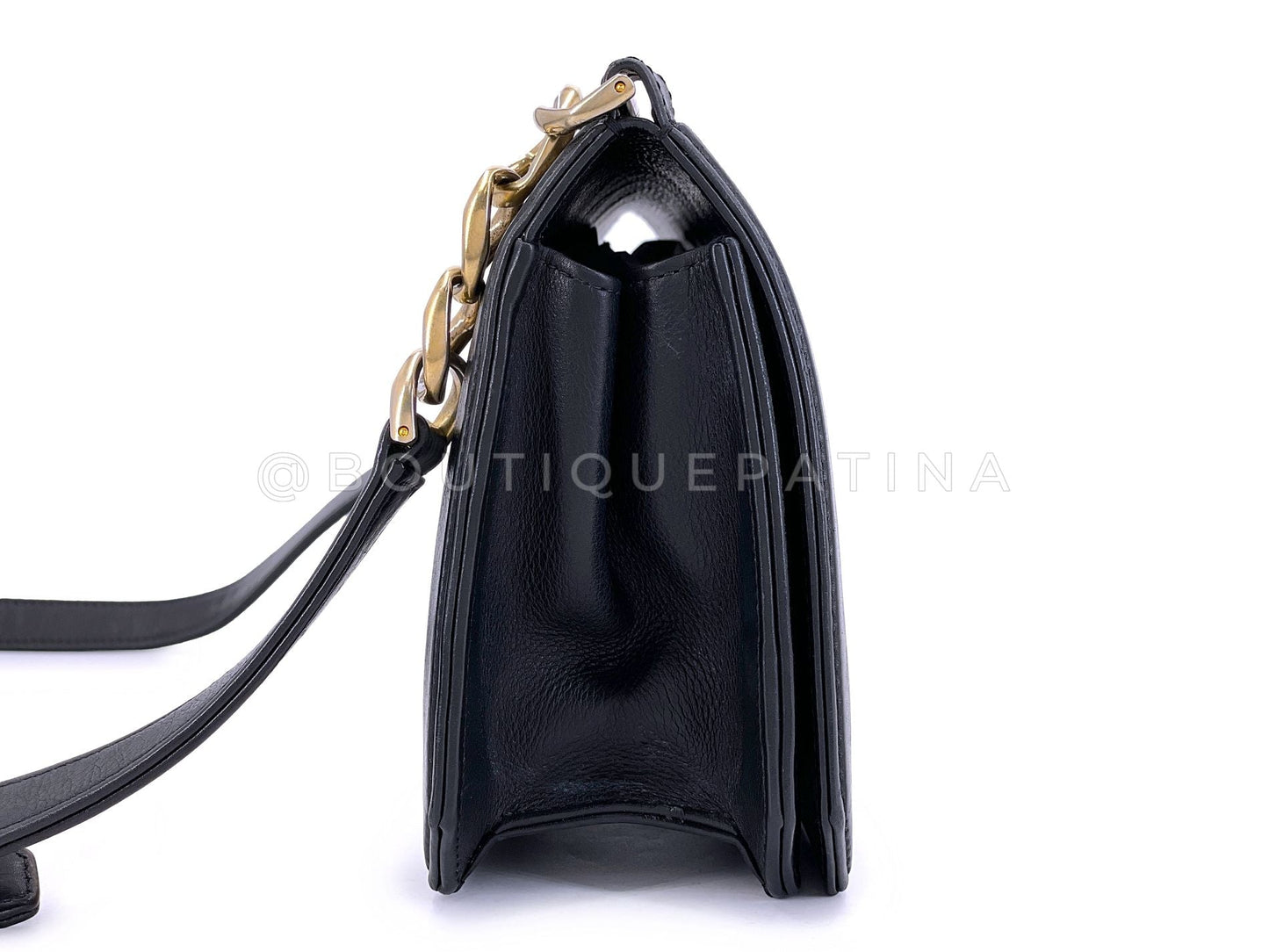 Chanel Black Chain Link Calfskin Medium Flap Bag GHW T4V