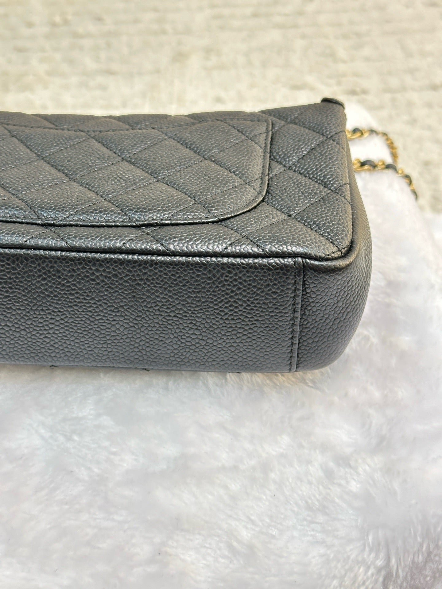 Chanel Small Caviar Quilted CC Filigree Flap Black GHW 2478 holo card
