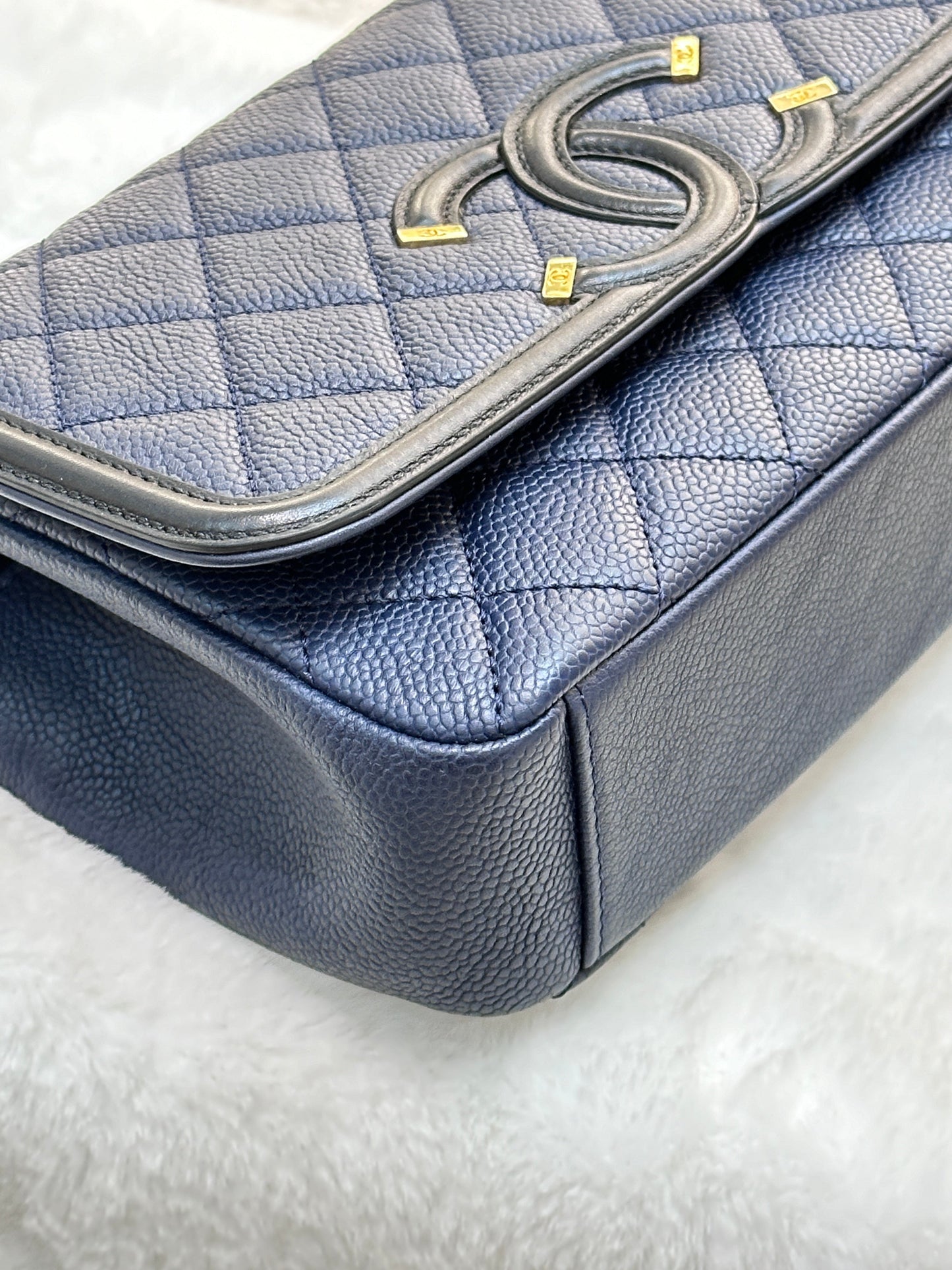 Chanel Caviar Quilted Small CC Filigree Flap Navy Black