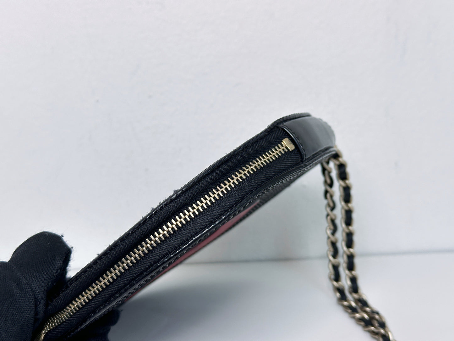 Chanel Record Chain Bag in Patent Leather Black Red 8954 holo