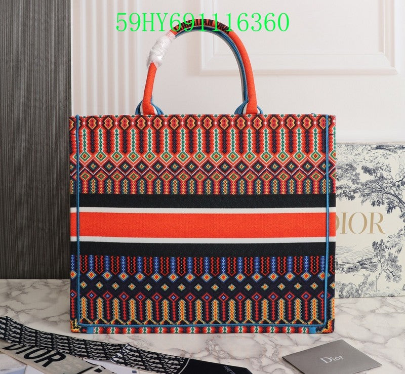 Christian Dior Luxury Bag - The Tote 331