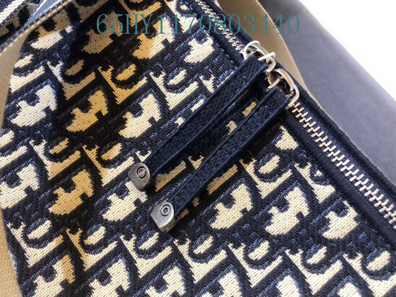 Christian Dior Luxury - The Tote   695