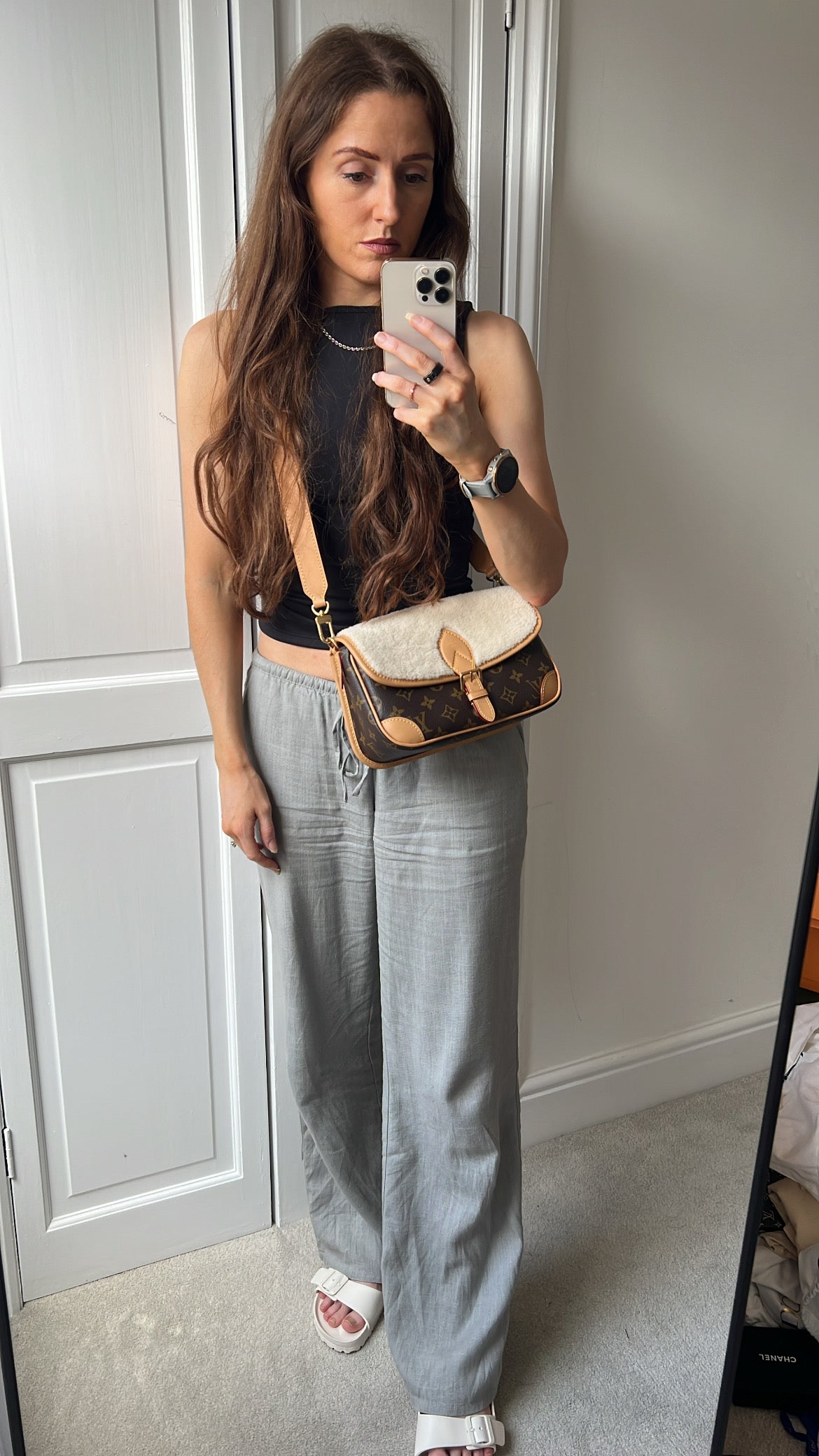 Louis Vuitton Shearling Cozygram Diane Satchel Monogram (RRP £2690)