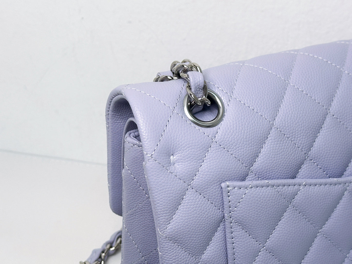 Chanel Small Caviar Quilted Double Flap Lavender 21K SHW UEAA microchip
