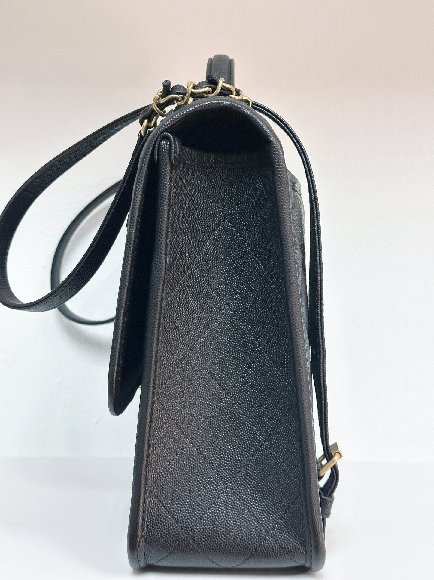 Chanel Caviar Quilted 22k Large School Memory Top Handle Flap Black microchip T076
