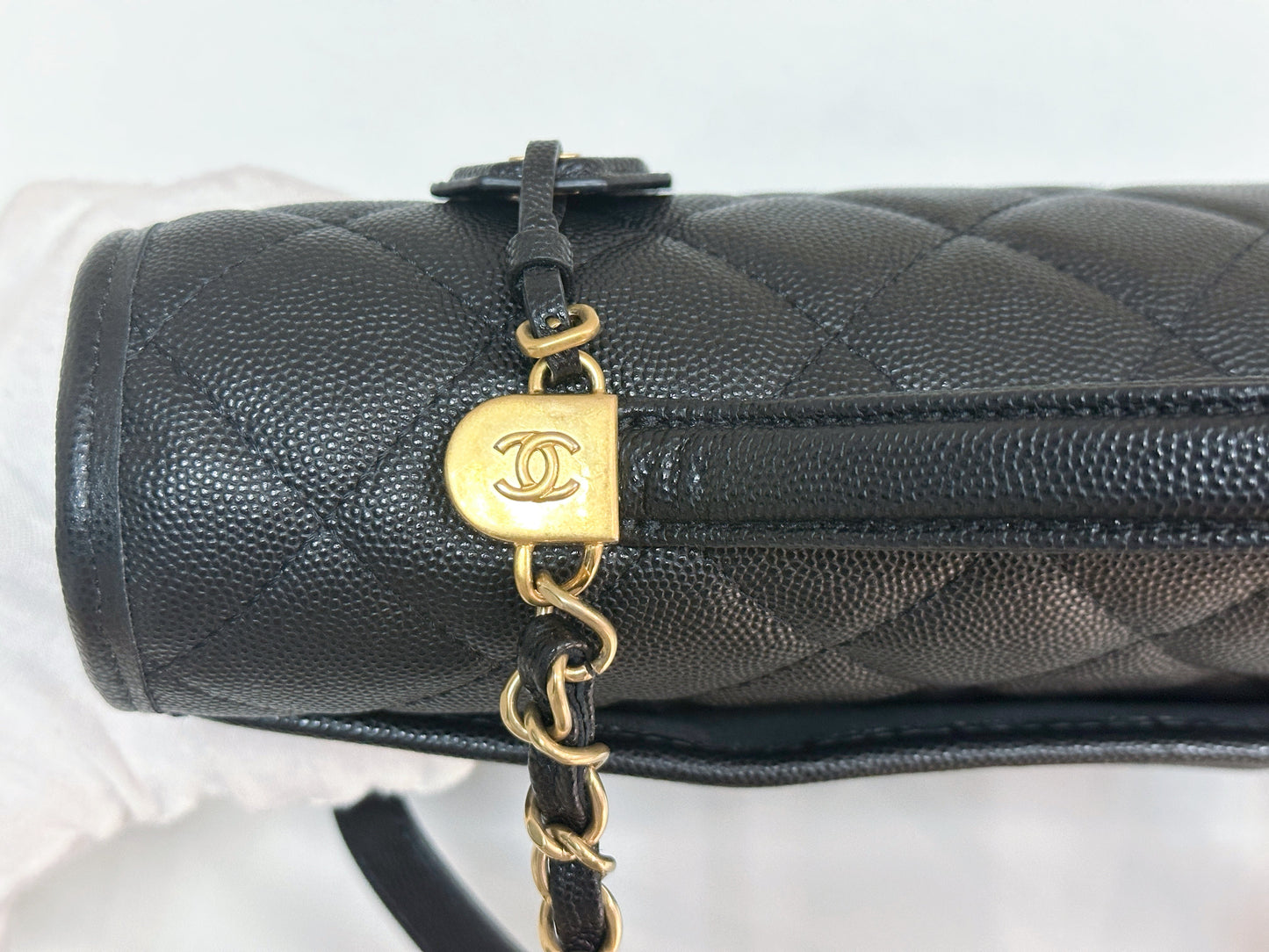 Chanel Caviar Quilted 22k Large School Memory Top Handle Flap Black microchip T076