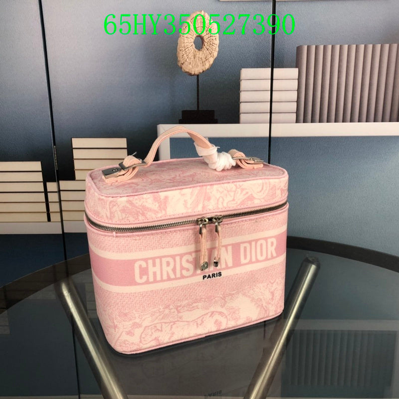 Christian Dior Luxury - The Tote   682