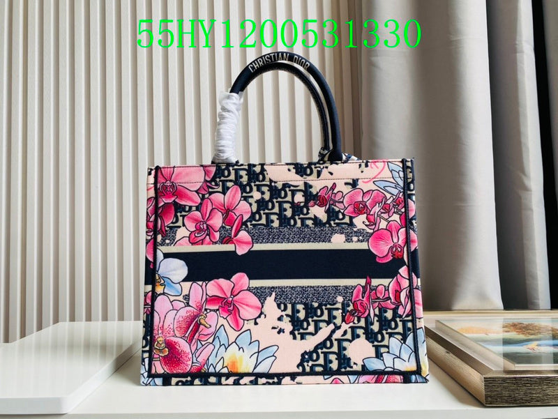 Christian Dior Luxury Bag - The Tote   243