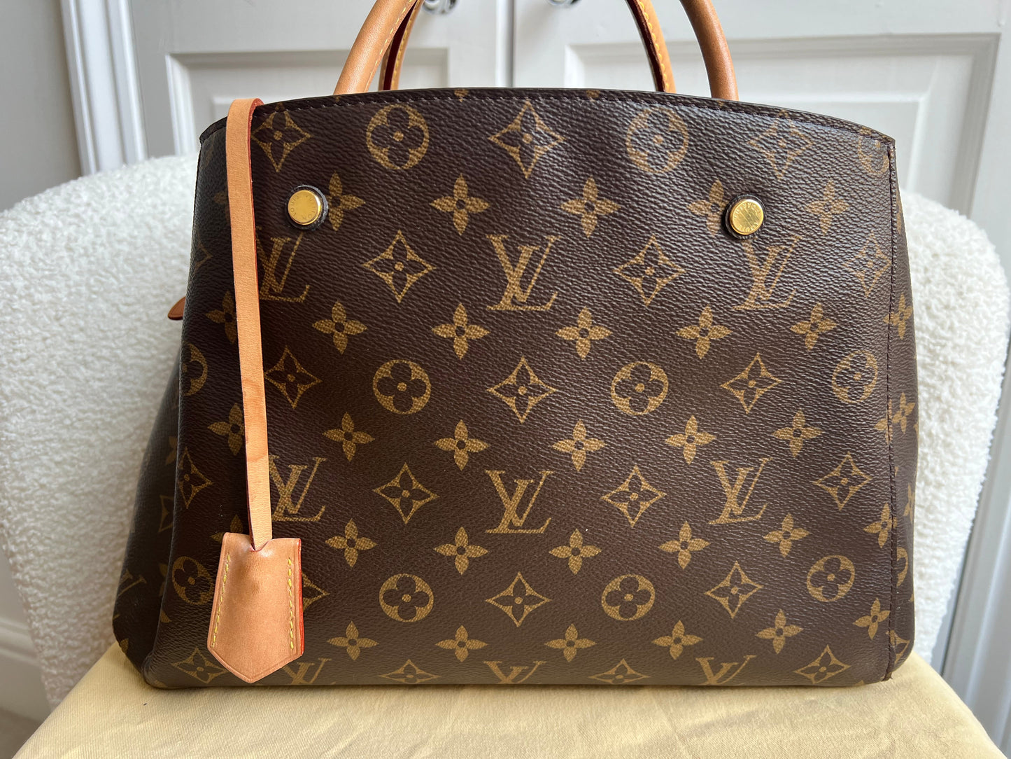 Louis Vuitton Montaigne MM in Monogram Canvas (RRP £1910)