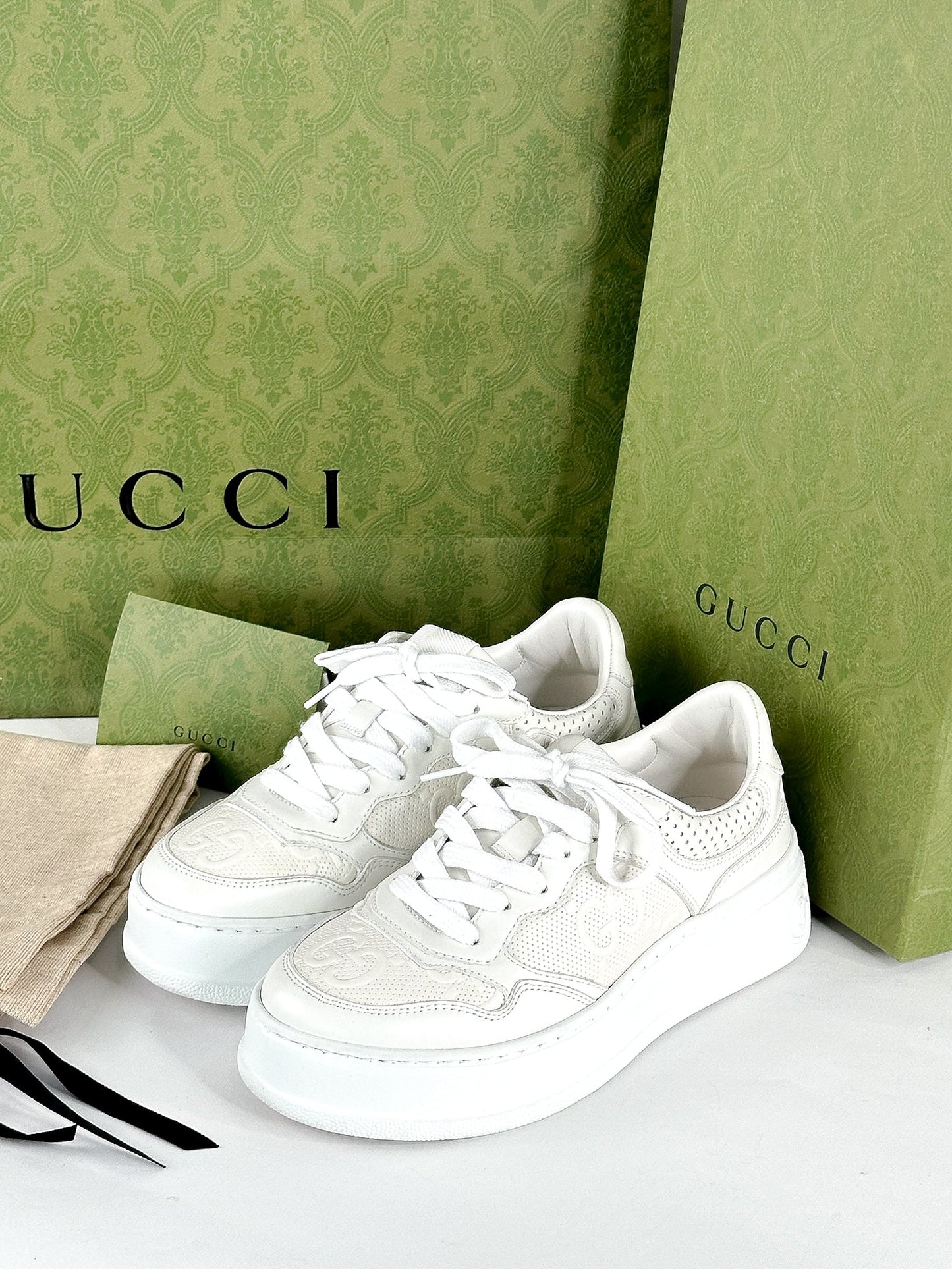 Gucci White Leather GG Embossed Perforated Leather Trainers Sneakers Size 35