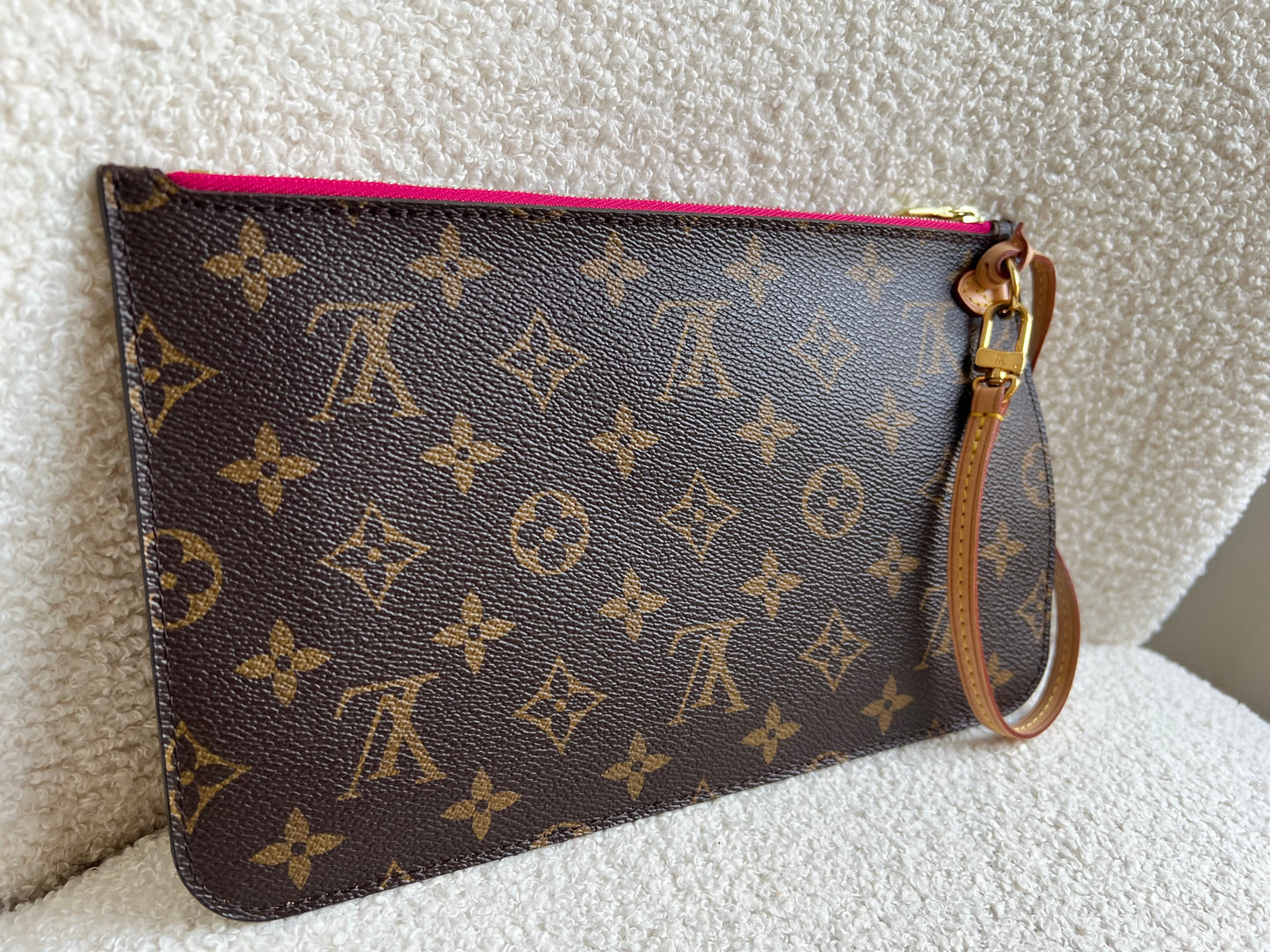 Louis Vuitton Pouch (from Neverfull MM) in Monogram