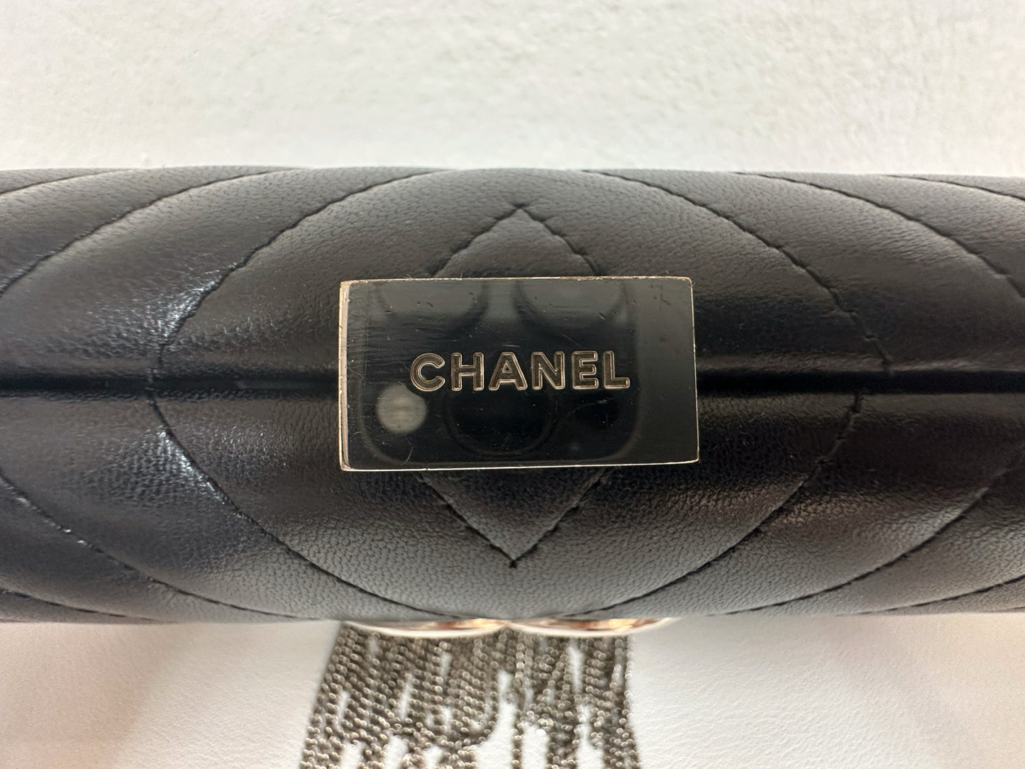 Chanel Chevron Metallic Fringe Clutch 2572 holo card