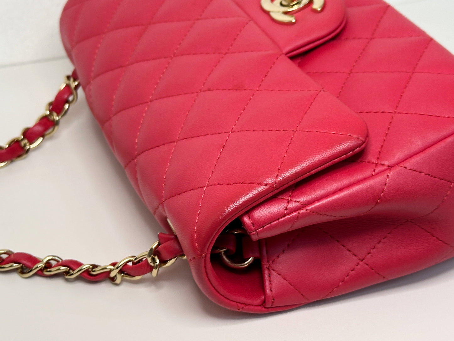 CHANEL Lambskin Quilted Mini Rectangular Flap Red 2491 holo card