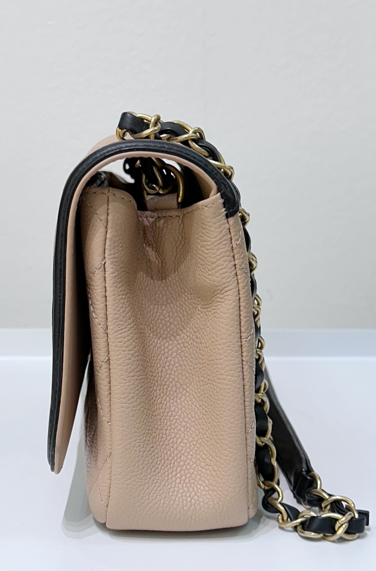 CHANEL Caviar Quilted Medium CC Filigree Flap Beige Black