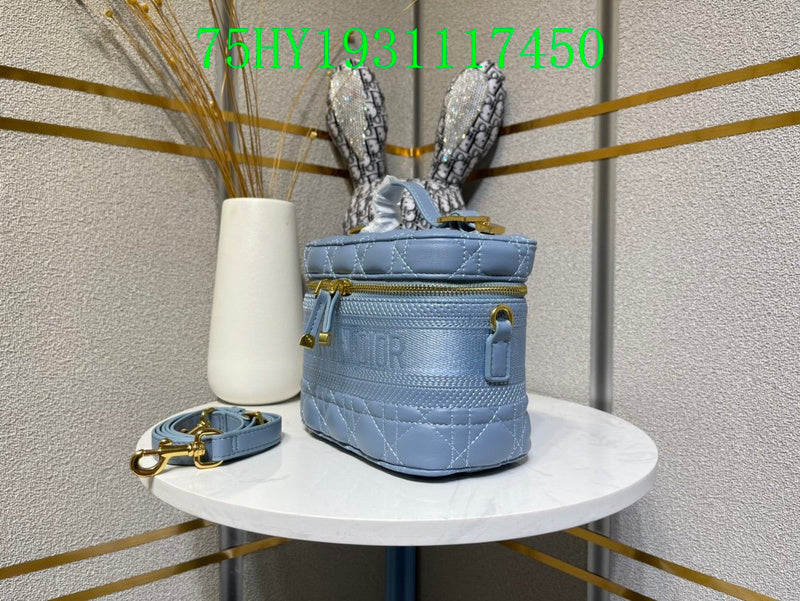 Christian Dior Luxury - The Tote   673