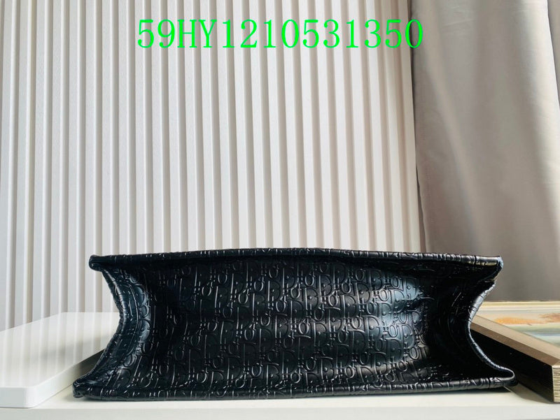 Christian Dior Luxury Bag - The Tote   244