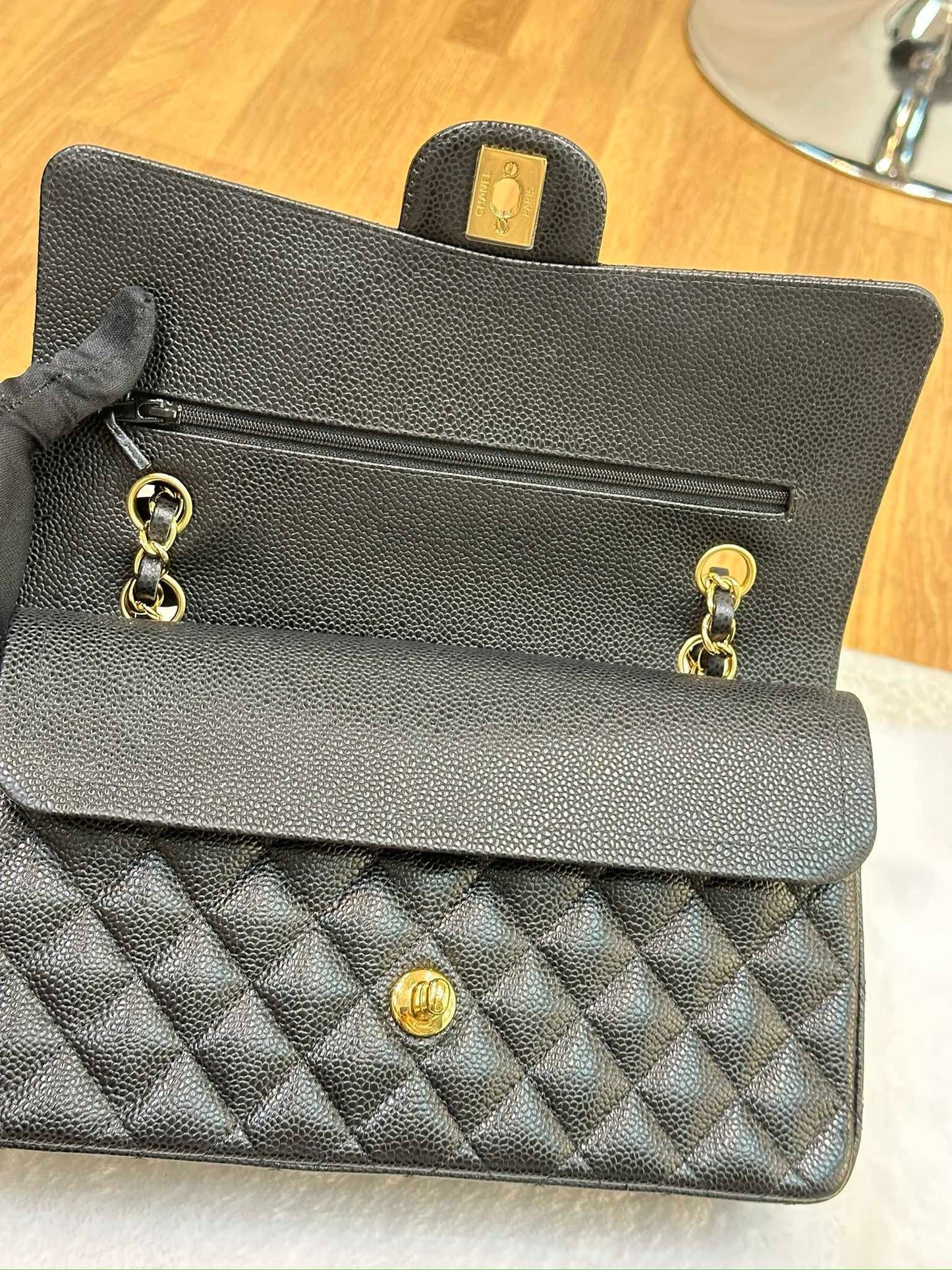 Chanel Medium Classic Quilted Caviar Double Flap Black GHW 2790 holo card