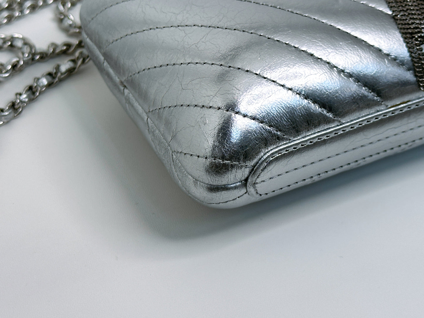 Chanel Silver Chain Fringe Leather Clutch Bag Silvery 2572 holo