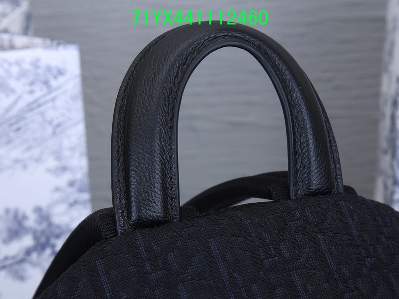 Christian Dior Luxury - The Tote   694