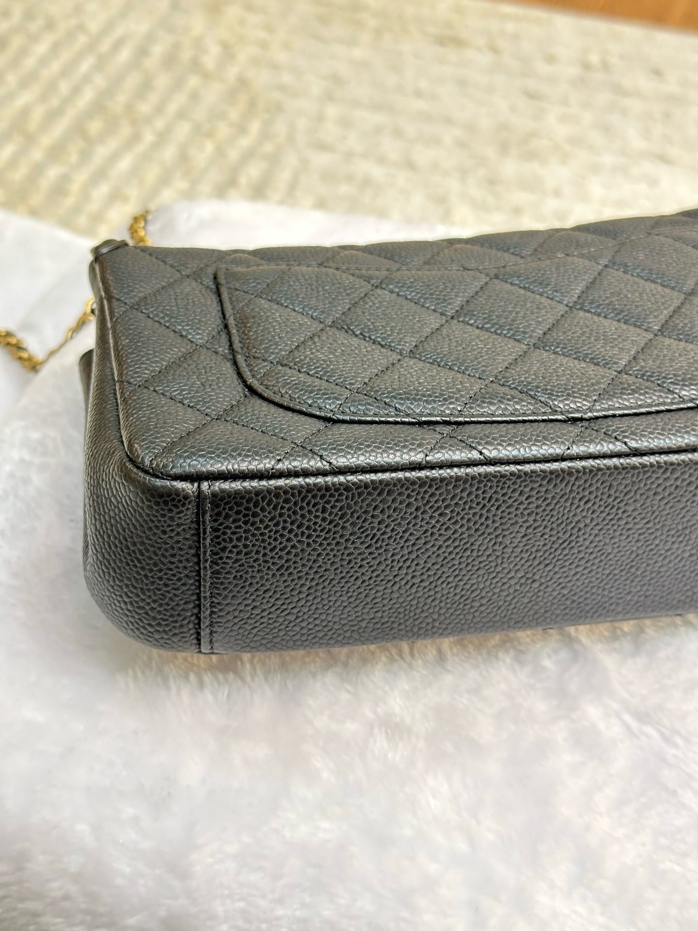 Chanel Small Caviar Quilted CC Filigree Flap Black GHW 2478 holo card