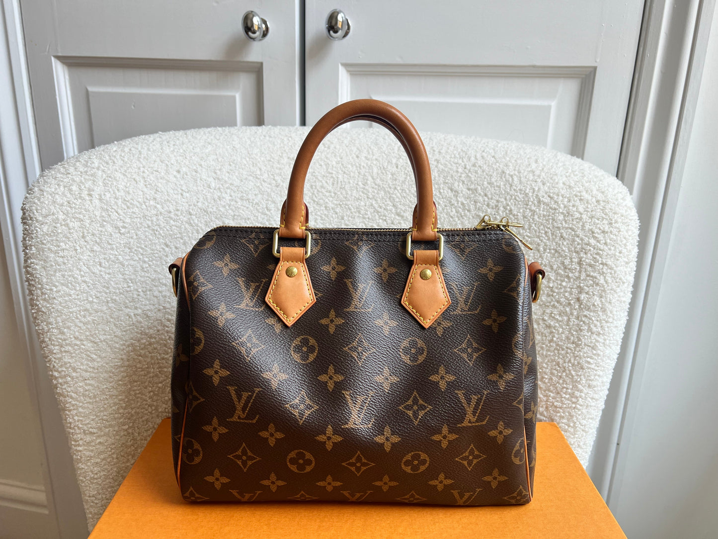 Louis Vuitton Speedy 25 Bandouliere Monogram (RRP £1,420)
