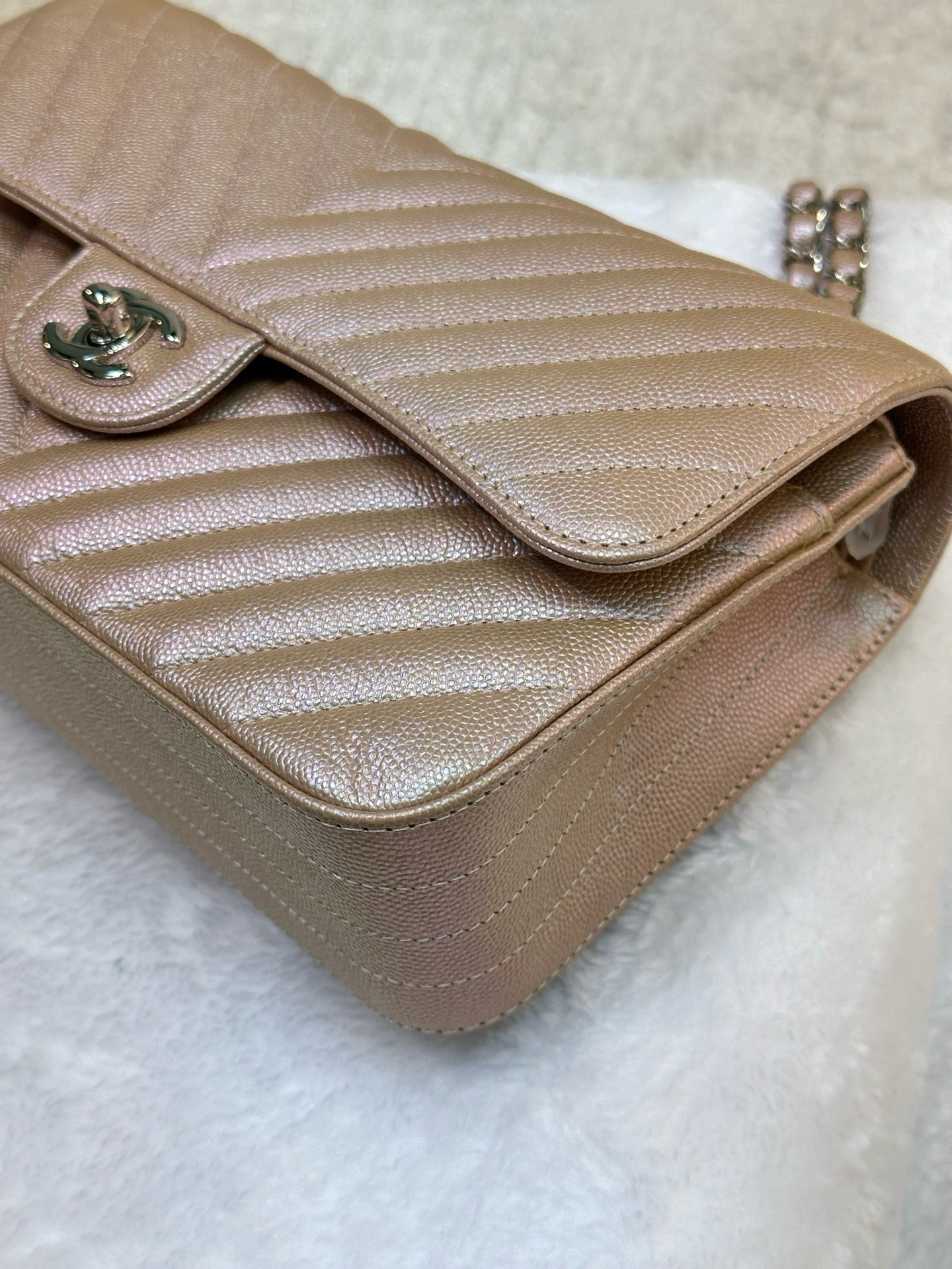 Chanel Medium Classic Chevron Caviar Double Flap 17B Rose Gold SHW