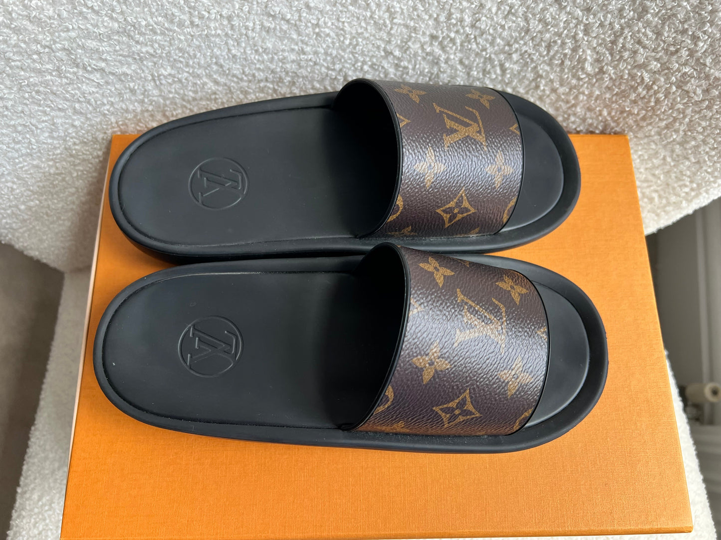 Louis Vuitton Waterfront Monogram Sliders Size 37 (RRP £495)