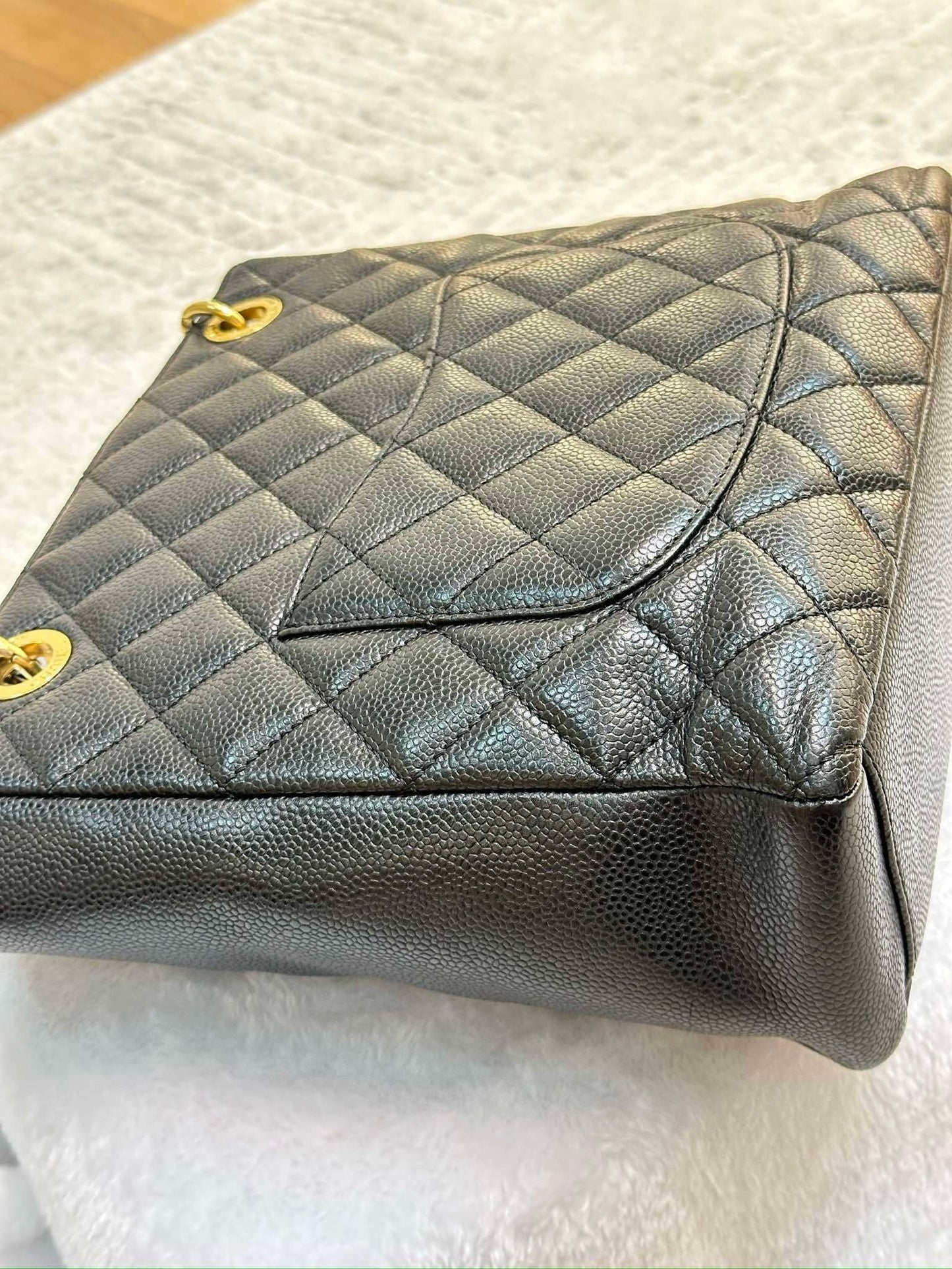 Chanel Caviar Quilted Petit Shopping Tote PST Black