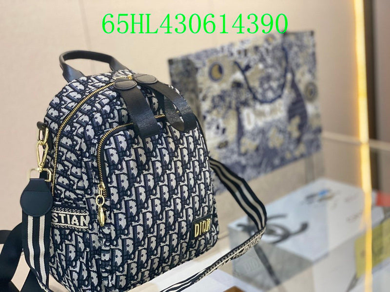 Christian Dior Luxury - The Tote   702