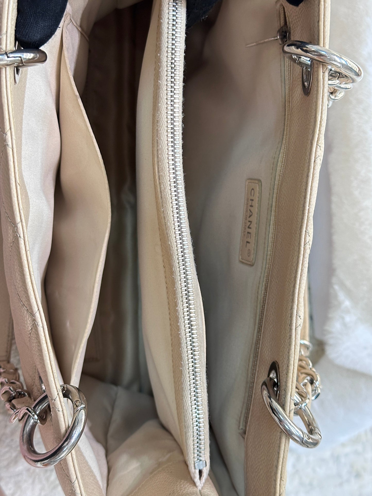 Chanel GST Beige Caviar Shw Bag