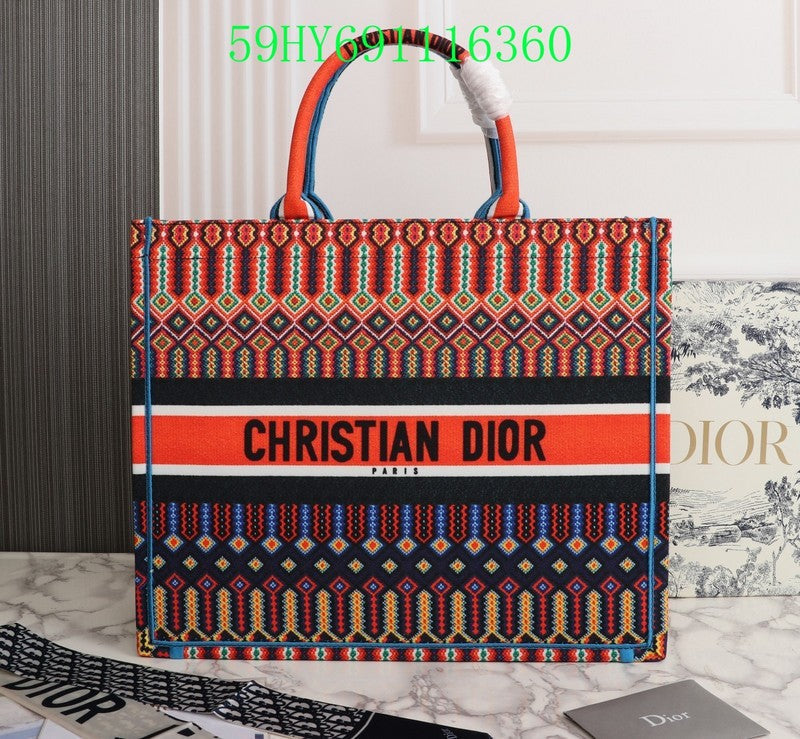 Christian Dior Luxury Bag - The Tote 331
